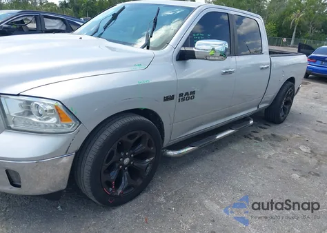 2014 Ram 1500 Laramie z USA, uszkodzony, nr VIN 1C6RR6VT7ES358752
